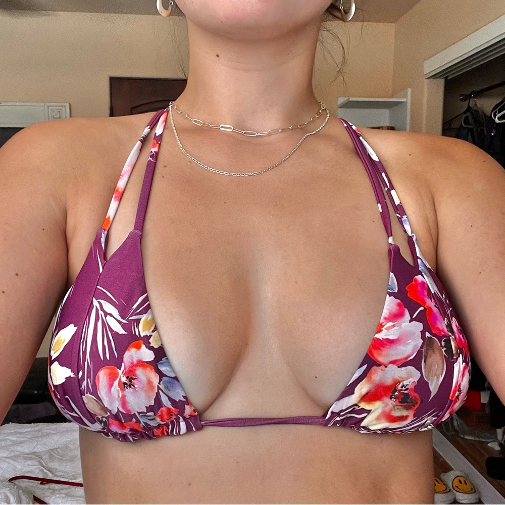 Billabong bikini top